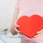 مرض القلب والحمل  .هل يتأثر الحمل بوجود مرض قلبي لدى الحامل؟