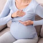 إفرازات الثدي للحامل| متى تستدعي القلق؟