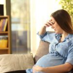 ما هي العلامات التحذيرية لنقص الحديد أثناء الحمل؟
